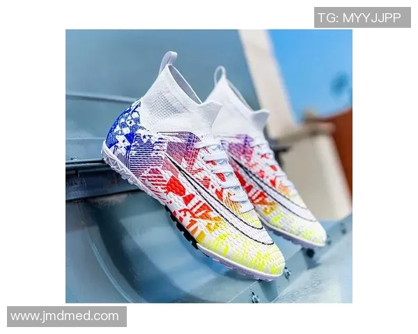 足球鞋鸳鸯传奇：十大球星的独特球鞋与他们的辉煌时刻